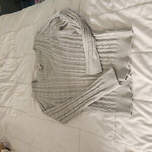 Women's St John's Bay gray v neck sweater, size large